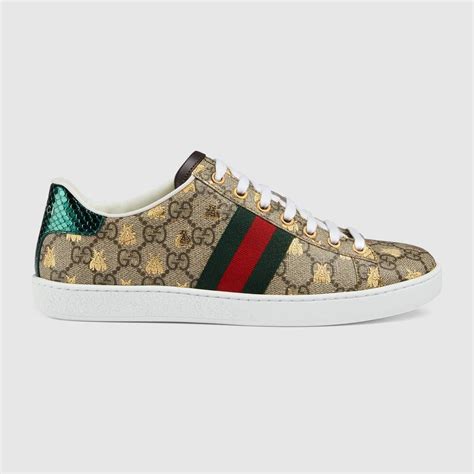 sneaker gucci g rosse|Women's Gucci Ace sneaker with bees.